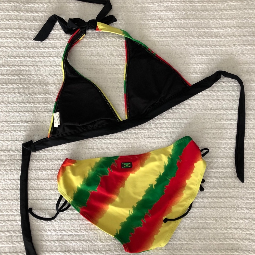 Ingear Bikini Set - Picture 3 of 4